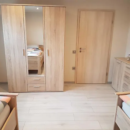 Moderne Fewo Bosenbergstal ヴィルンスドルフ